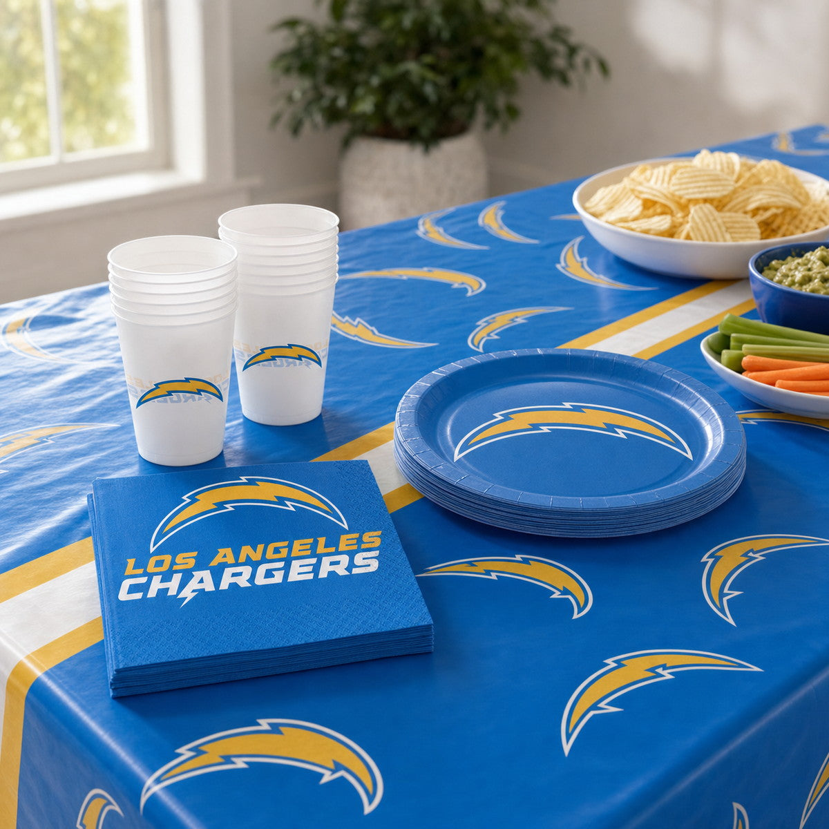 Bulk Los Angeles Chargers 20 oz Plastic Cups (96 per Case)