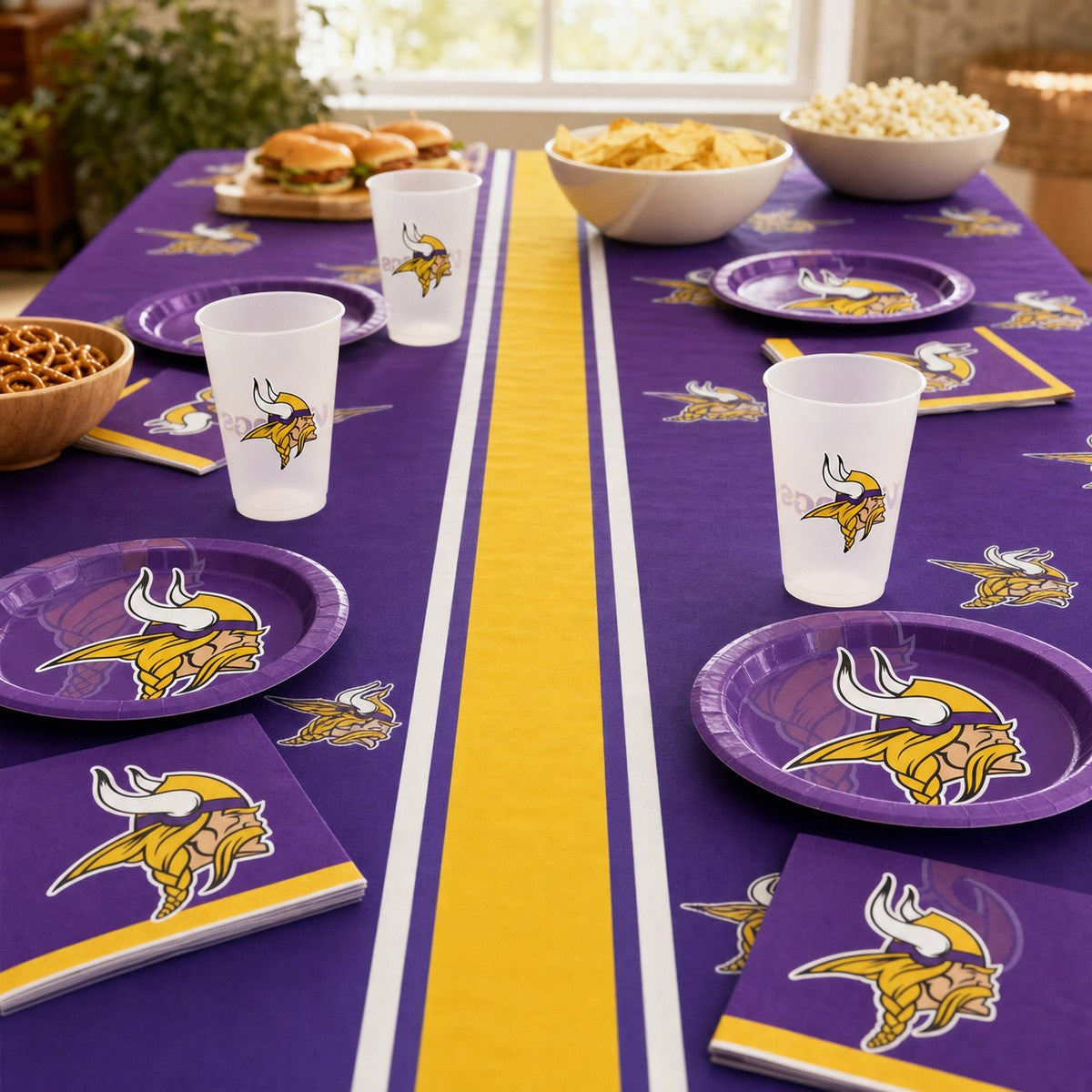 Bulk Minnesota Vikings 20 oz Plastic Cups (96 per Case)