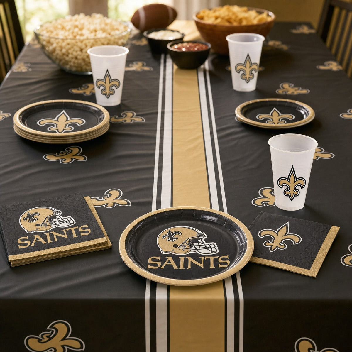 Bulk New Orleans Saints 20 oz Plastic Cups (96 per Case)